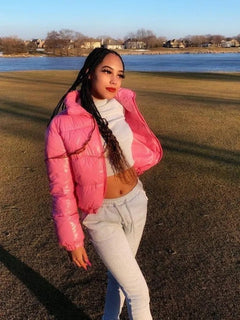 Luxe Winter Comfort. Fleece-Lined Jacket. Windproof Women's Coat. Layered Winter Look.