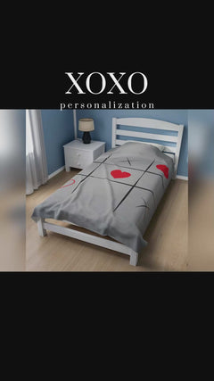 Plush XOXO Blanket - Ideal for Christmas, Housewarming, and Anniversary Gifts. Best gifts ever. Best Gifter Ever. Bedding selections. Bedding collections. Dog blankets. Living room decor. Sofa throws.