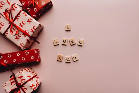 10 Valentine's Gifts for Her That She'll Absolutely Love - Best Gifter Ever