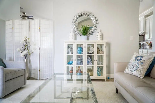 Choosing Airbnb Decor: Infusing Charm into Every Corner - Best Gifter Ever