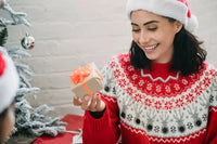 Christmas Morning Traditions That Ruin Holiday Family Photos (And How to Fix Them)