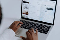 Maximize Your Travel Savings: Tips on Booking Flights and Choosing the Perfect Suitcase - Best Gifter Ever: Everyday Items and Unique Gifts for Ski, Snowboard, Travel, and More