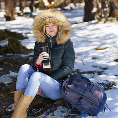 Single-serve coffee machine perfect for office use. Mini espresso maker is a great gadget for tech-savvy travelers. Ground and capsule coffee maker fits easily in a car cup holder.