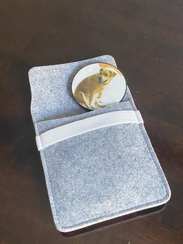 Adorable Sitting Puppy Magnetic Phone Charger | Elevate Your Tech Style!