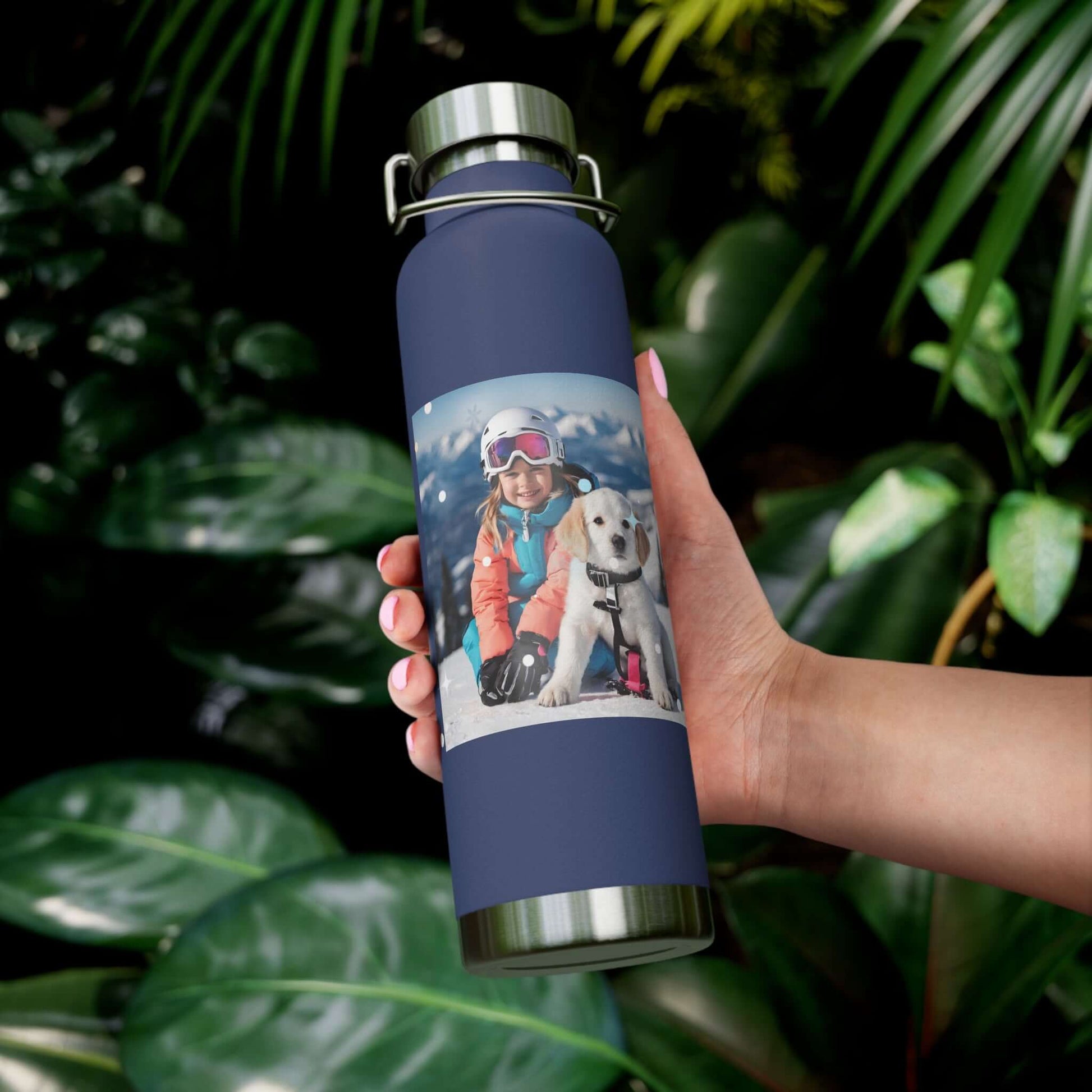 Back to school water bottle for children. Proper hydration at school.