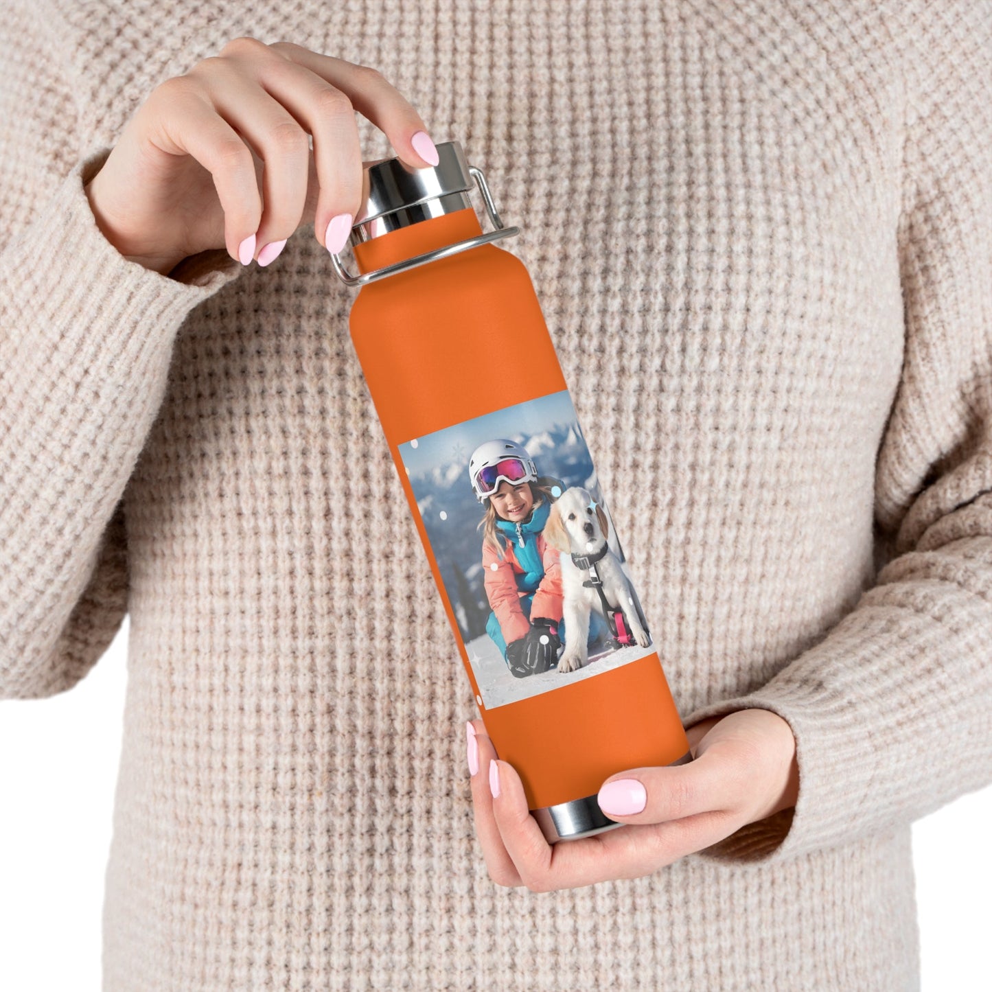BPA free insulated bottle with lid.