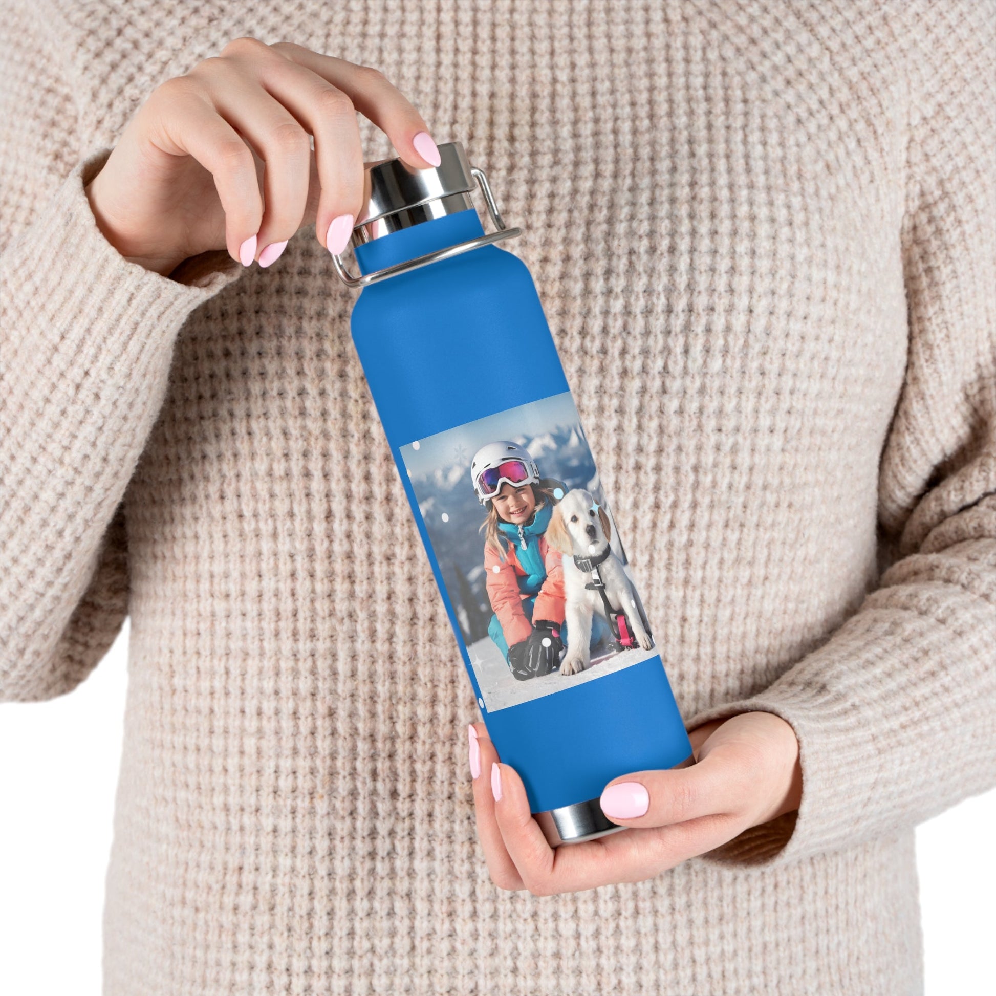 Best Friends - Copper Vacuum Insulated Bottle for Joyful Hydration. 22oz. Romance and Friendships. Passion and Love. -