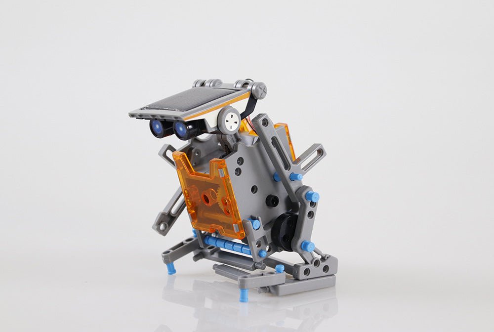 Robot Kit For 8-12 Year Olds. STEM Toy With Solar Panel. Robot Kit For Classroom Projects.