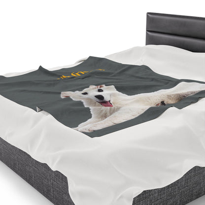 Comfortable blanket for winter. Lightweight blanket for outdoors.
