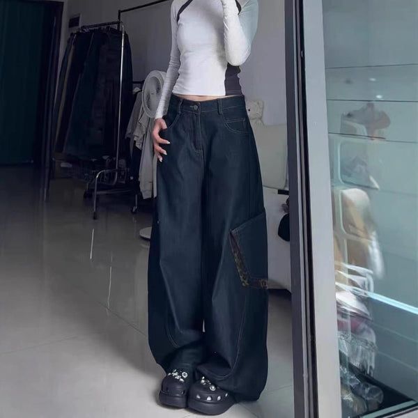 Iconic Y2K Leopard Print Wide-Leg Jeans with Utility Pockets - Essential Streetwear for Gen Z