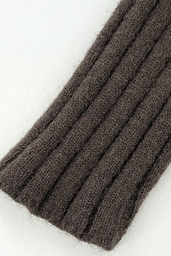Trendy fall fashion sweater, versatile winter top, 