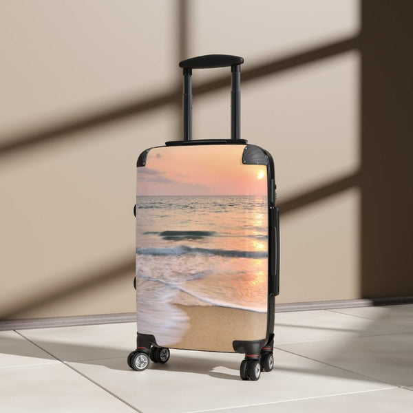 Sunset Imprint 8-Wheel Spinner Suitcase: Travel in Style