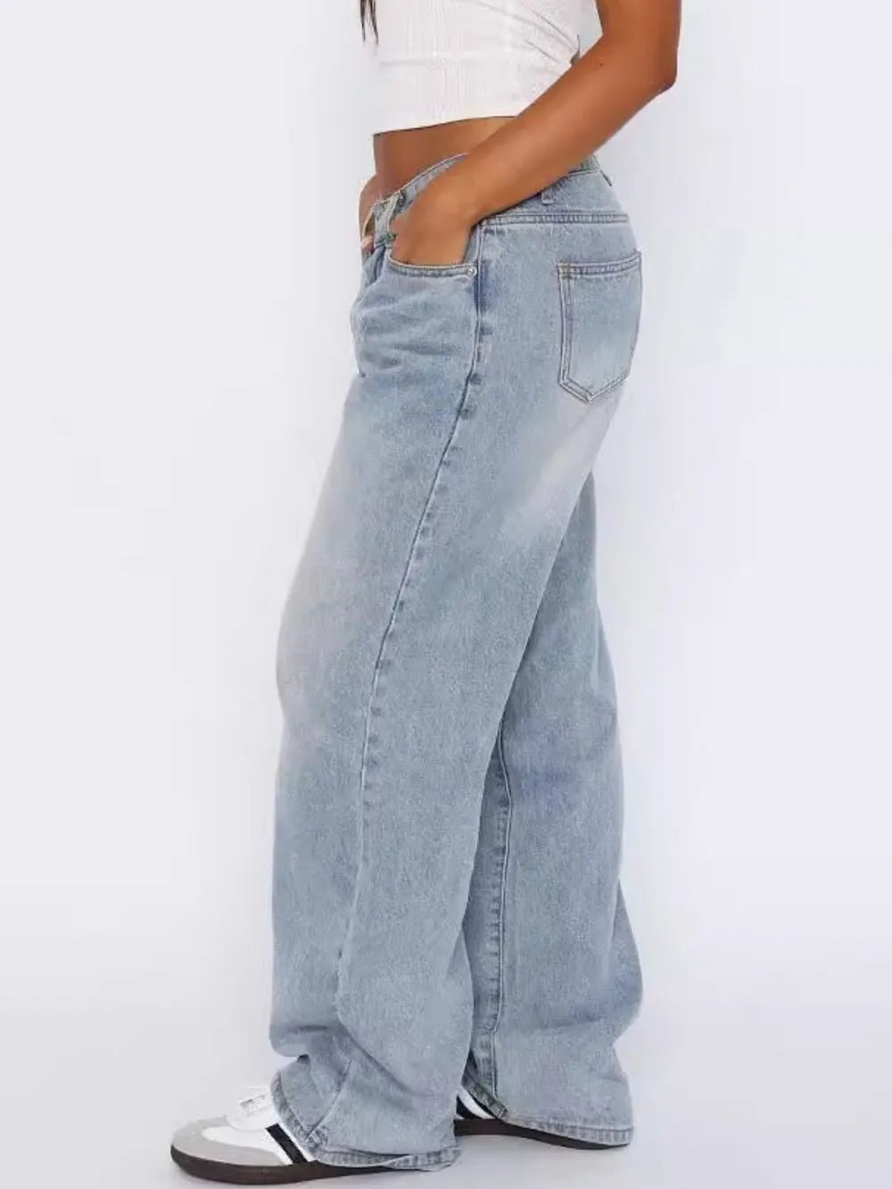 Experience the perfect combination of style, comfort, and versatility. High-quality denim for lasting wear. Fashion-forward jeans for every season. Effortlessly stylish and comfortable. Perfect jeans for any casual look. Elevate your everyday style. 